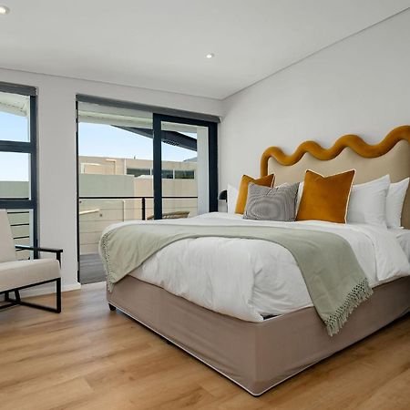 فندق Neighbourgood 1St Crescent Camps Bay كيب تاون المظهر الخارجي الصورة