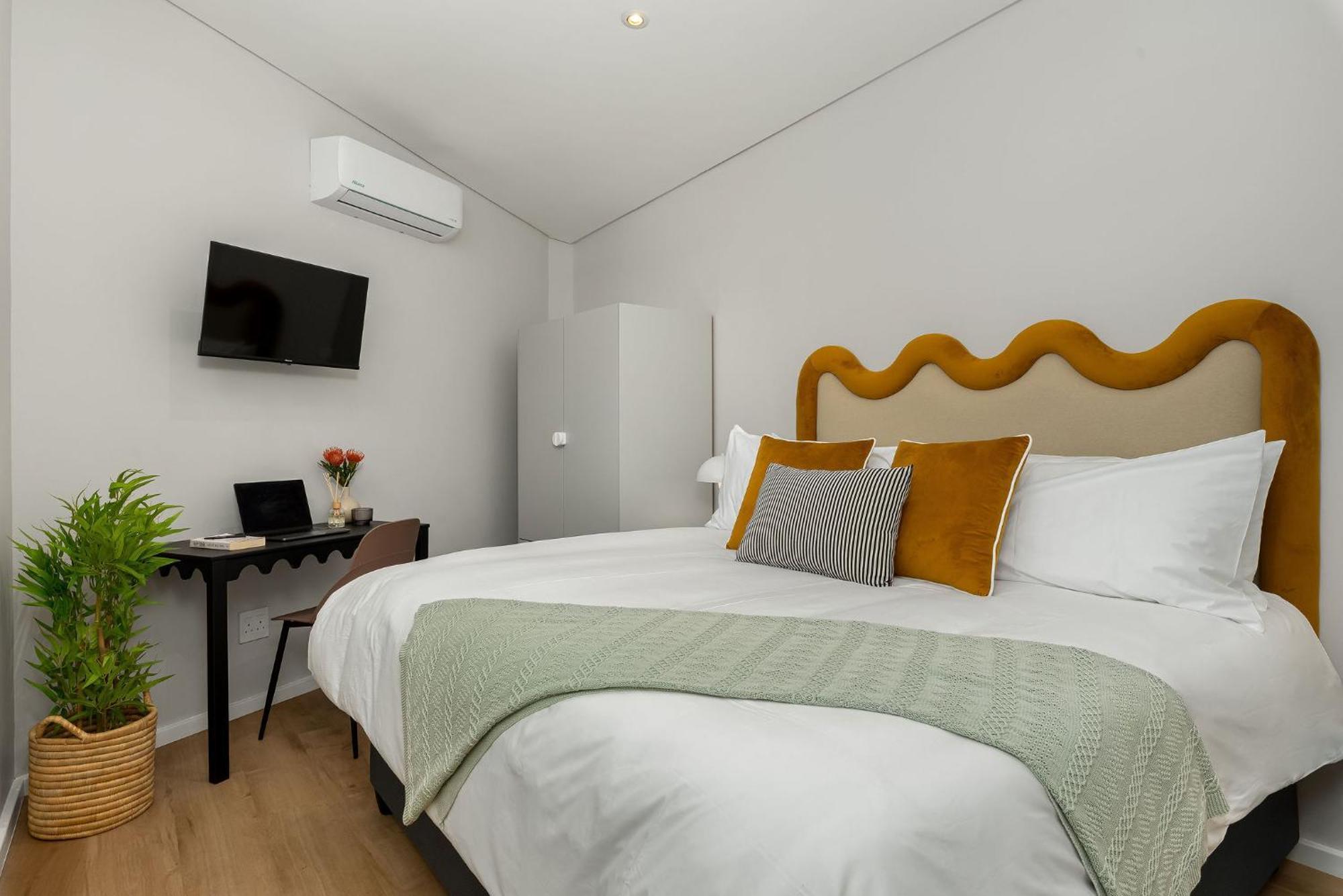 فندق Neighbourgood 1St Crescent Camps Bay كيب تاون المظهر الخارجي الصورة