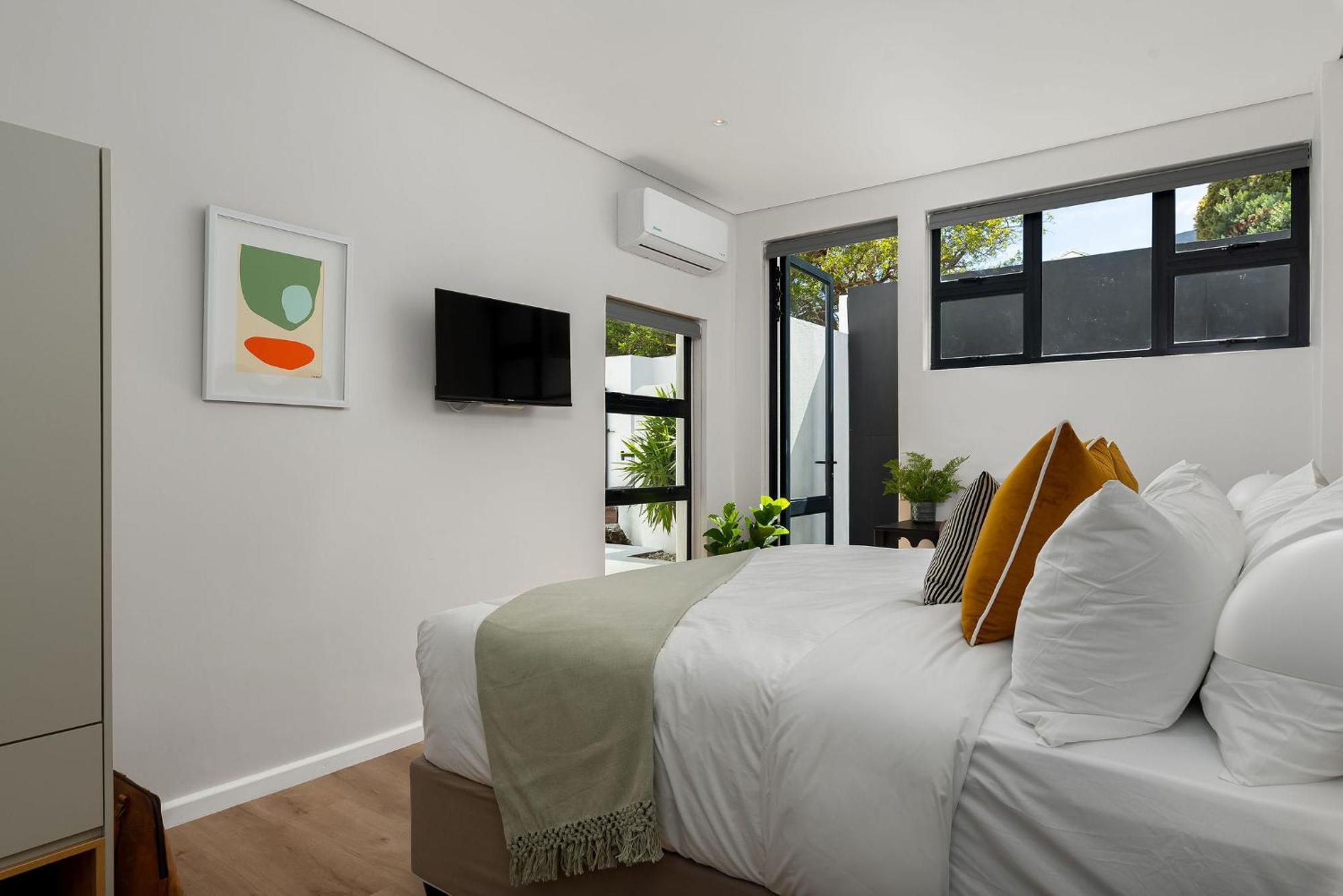 فندق Neighbourgood 1St Crescent Camps Bay كيب تاون المظهر الخارجي الصورة